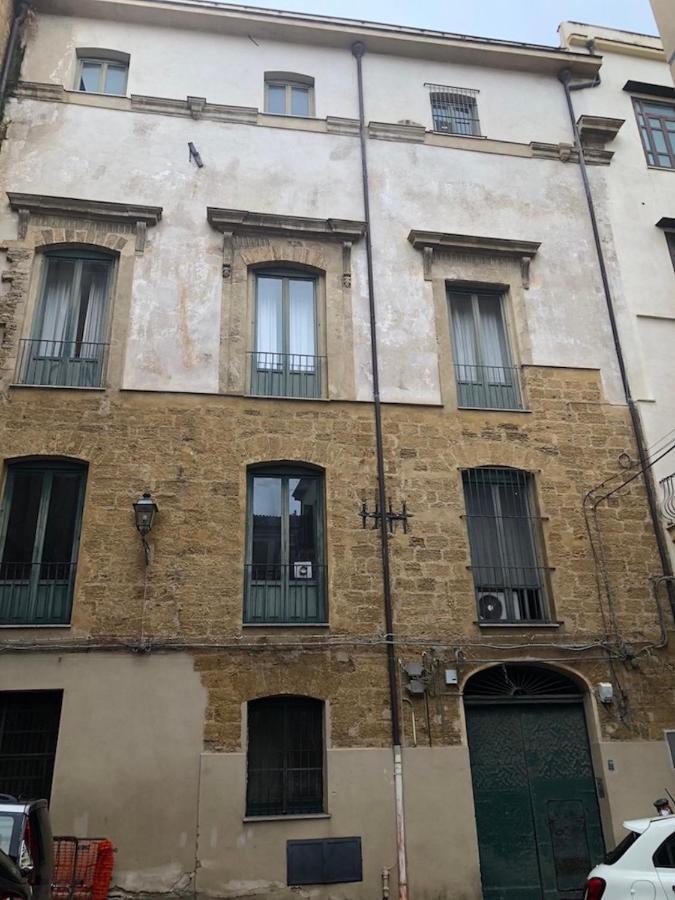 Apartamento Casa Di Fronte La Cattedrale Palermo Exterior foto